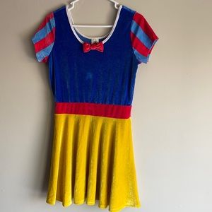 Women’s Snow White Dress